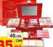 Makeup Kit C-875, QAR 35.00 at Paris Hypermarket
